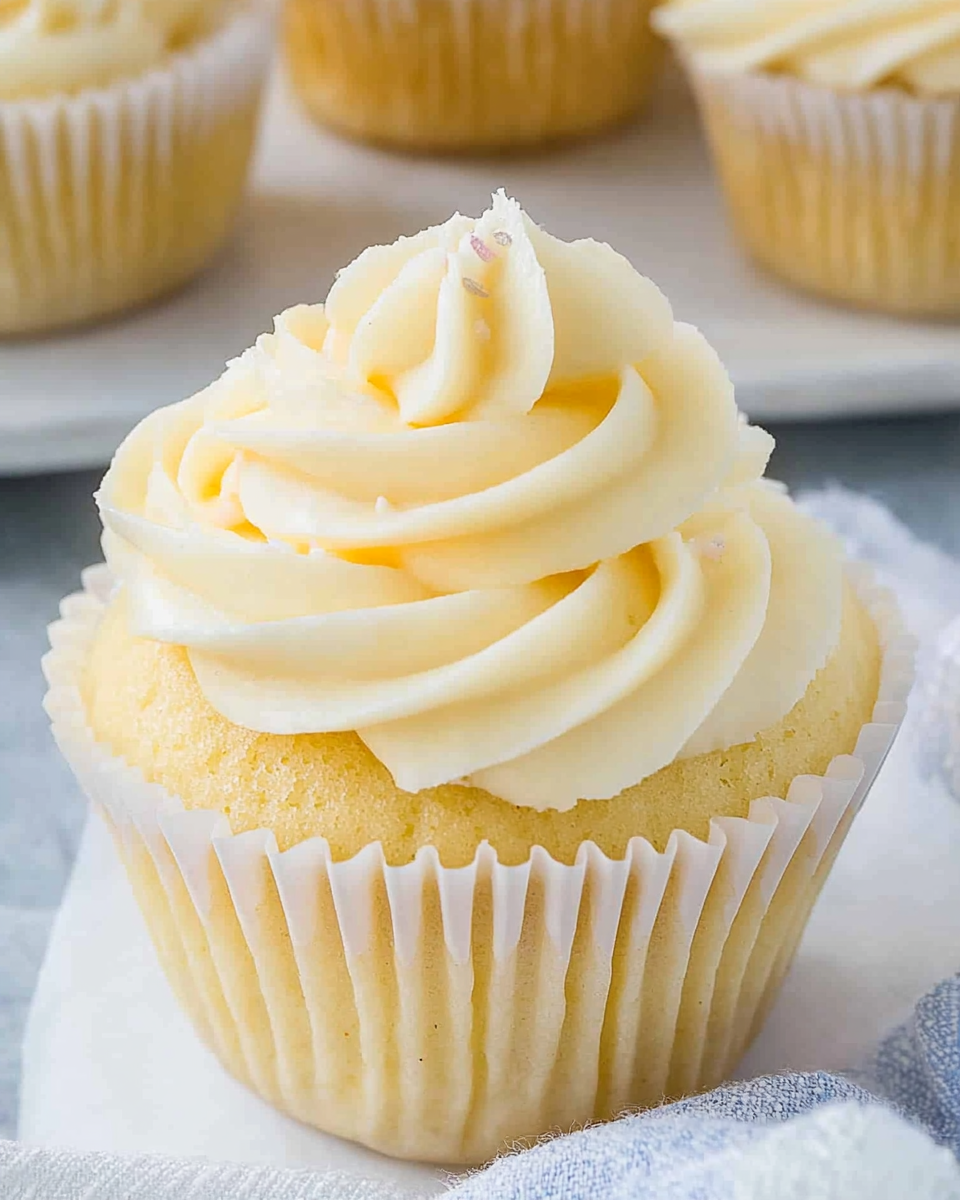 Easy Vanilla Cupcakes Recipe