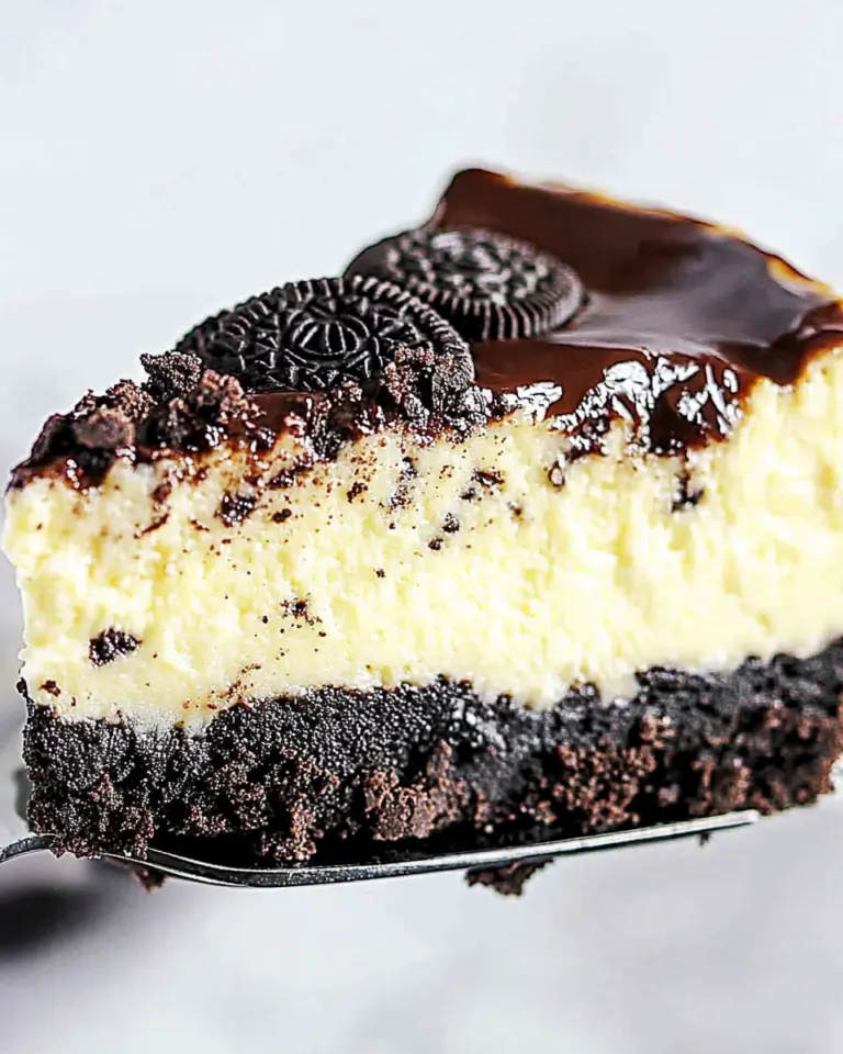 Fantastic Creamy Oreo Cheesecake